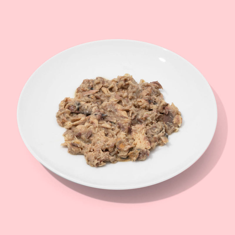 mackerel with shrimp wet cat food plated